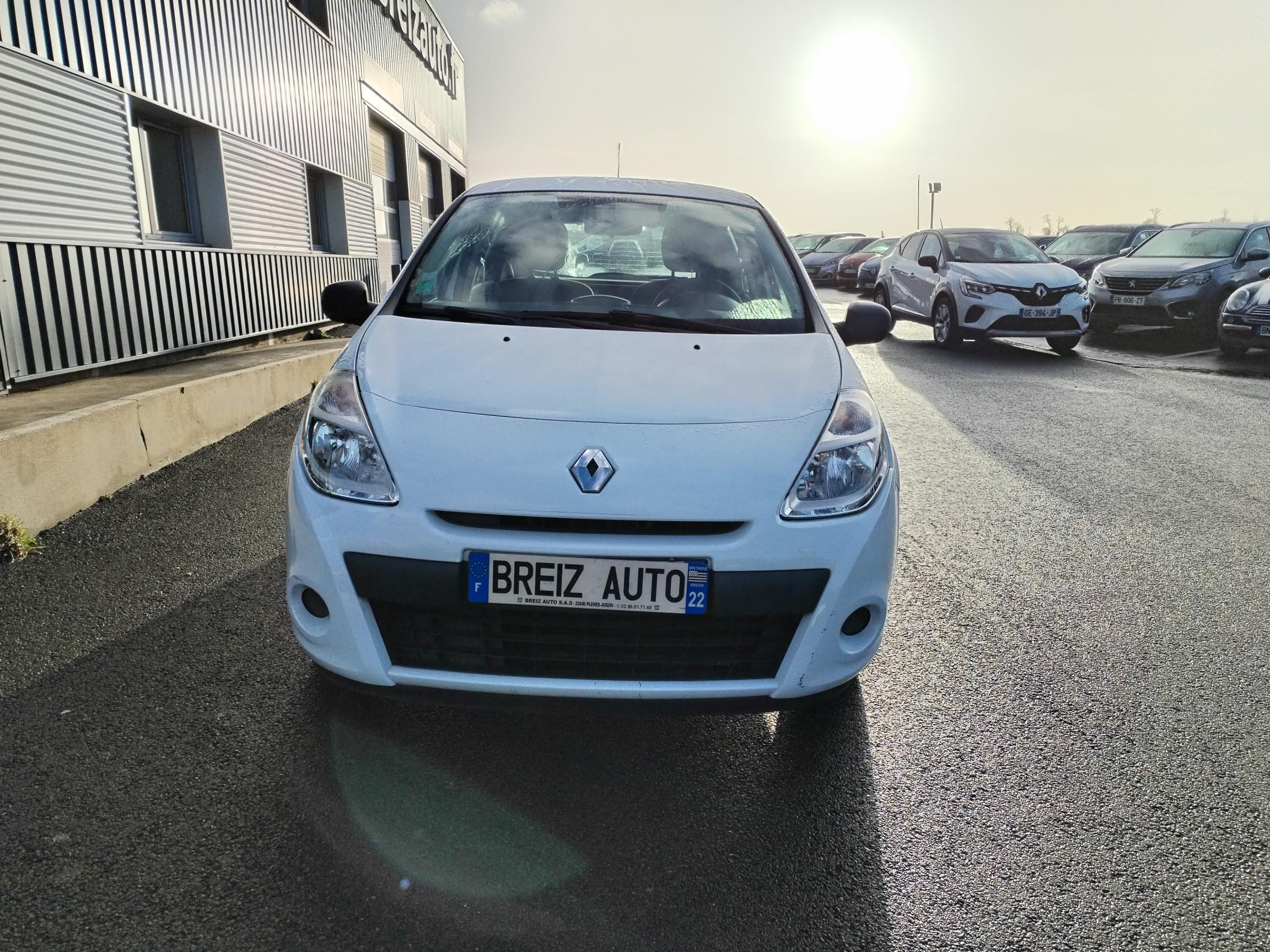 RENAULT  CLIO III